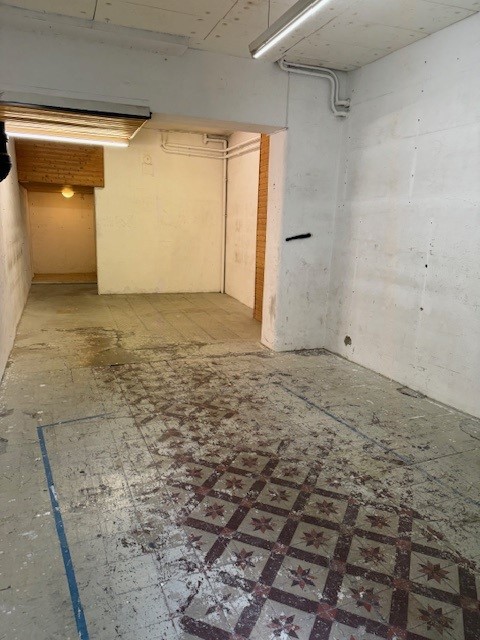 Local commercial avec dépôt à louer – Montreux, Rue de la Rouvenettaz 3 1