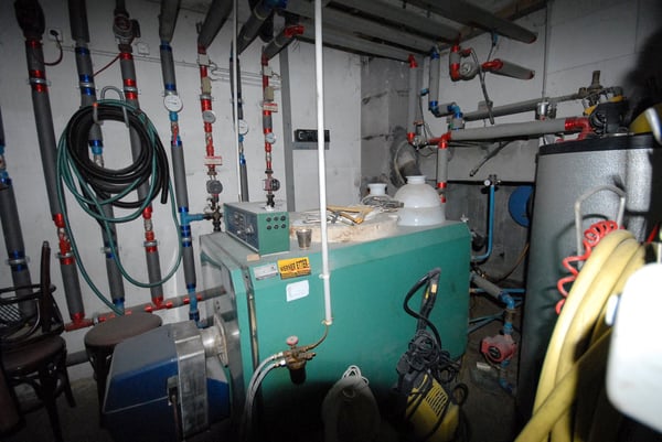 A vendre à Avenches bâtiment industriel pour artisan avec 896 m2 de terrain 16