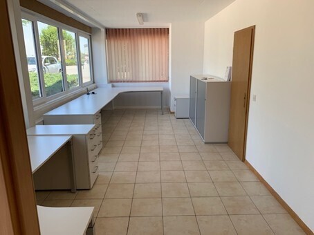 Estavayer-le-Lac A louer bureau bureaux de 60m2 réparti en 2 locaux 4
