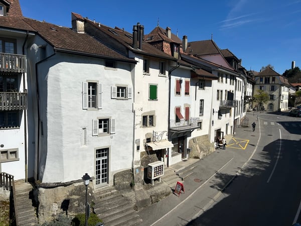 Au coeur d'Estavayer-le-Lac Maison villageoise de 3 pièces A rénover 2
