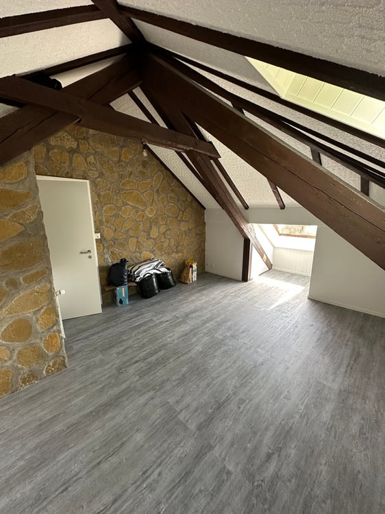 Le Landeron  À louer attique de 3.5 pièces Disponible de suite 7