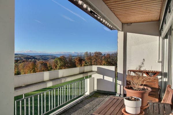 Superbe appartement familial de 160 m² au 6e étage à Fribourg 8