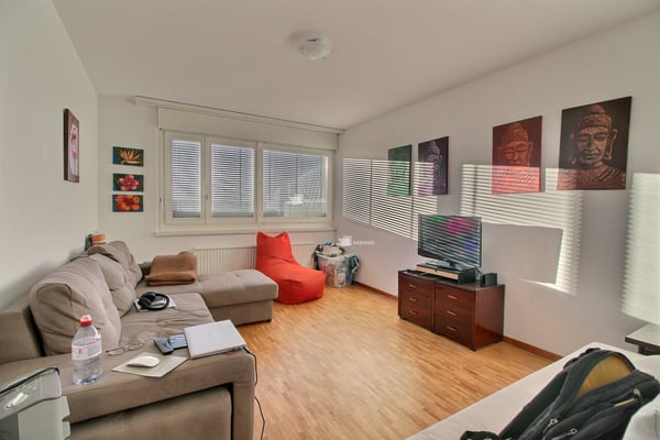 Superbe appartement familial de 160 m² au 6e étage à Fribourg 12