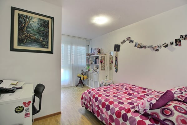 Superbe appartement familial de 160 m² au 6e étage à Fribourg 10
