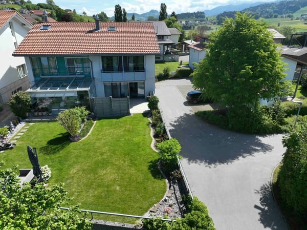 Wunderschöne Doppelhaushälfte, über 180 m2 Wohnfläche 1