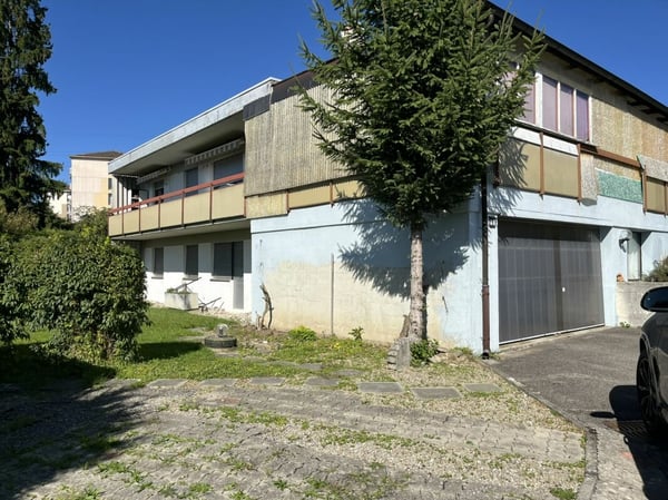 Maison dans quartier résidentiel 2