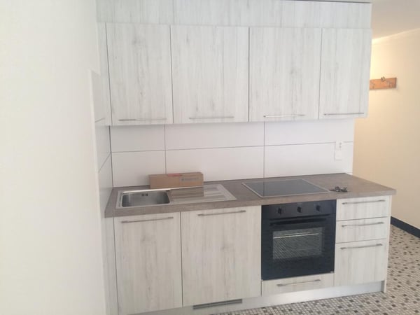 Payerne, à louer, centre ville, 1.5 pièces de 50 m2 avec balcon 2