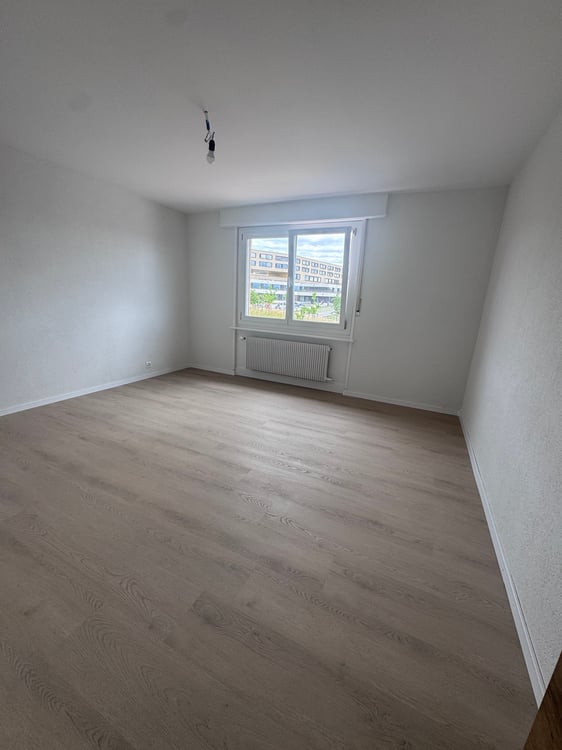 Payerne, à louer, appartement de 4.5 pièces, refait à neuf avec balcon 7