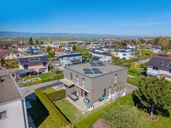 Payerne, à vendre, villa mitoyenne de 2 pièces de 160 m2 avec jardin 1