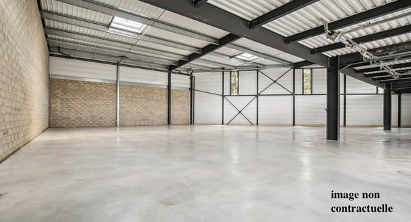 Köniz, à louer, 170 m2 de bureaux + 635 m2 d'atelier et stockage 2