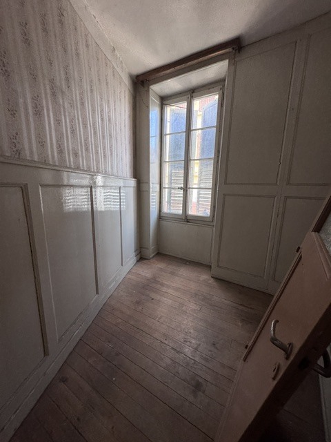 Moudon, à vendre, bâtiment à rénover, 4 étages de 70 m2, centre ville 6