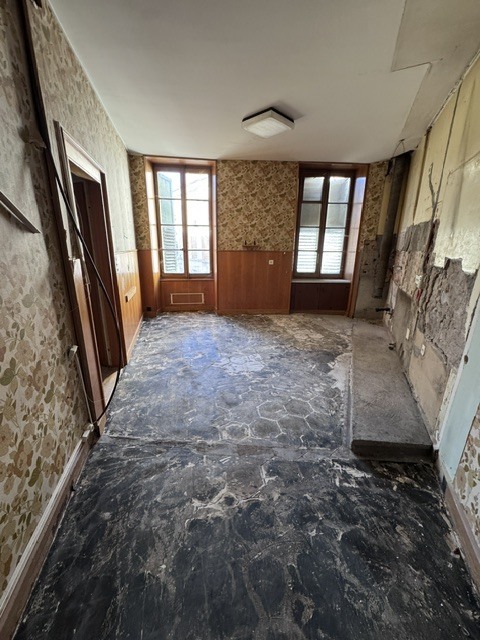 Moudon, à vendre, bâtiment à rénover, 4 étages de 70 m2, centre ville 4