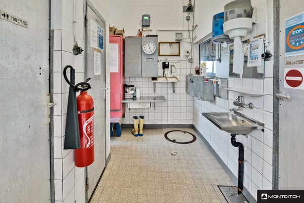Estavayer-le-Lac, à vendre, bâtiment industriel et artisanal de 200 m2 7