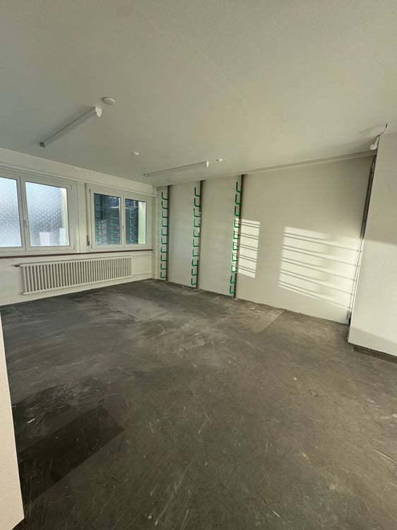 Granges-Marnand, à louer, bureaux et dépôts de 408 m2 11
