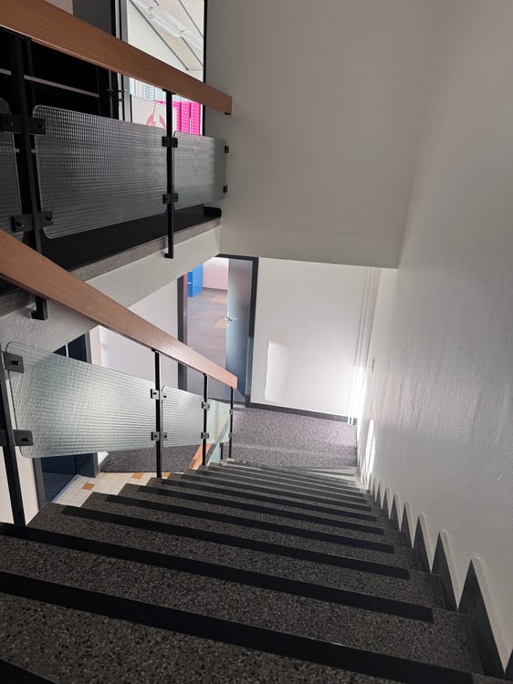 Granges-Marnand, à louer, bureaux et dépôts de 408 m2 9