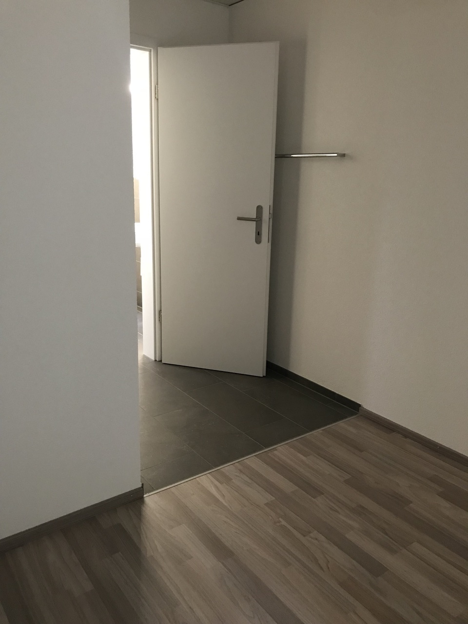 Bild Moderne 3.5-Zimmerwohnung im Herzen von Kerzers