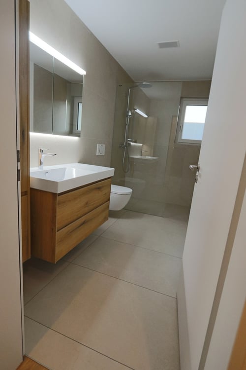 Neubau - 1.5-Zimmer-Dachwohnung mit Galerie in Kerzers 3