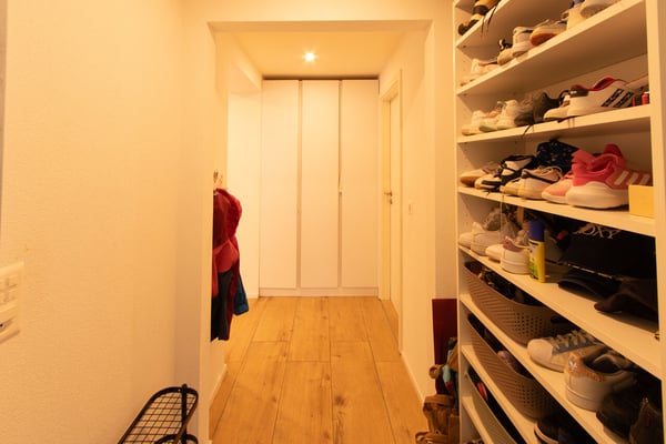 Grosszügige 5.5-Zimmer-Duplexwohnung an ruhiger Lage in Gurmels 3