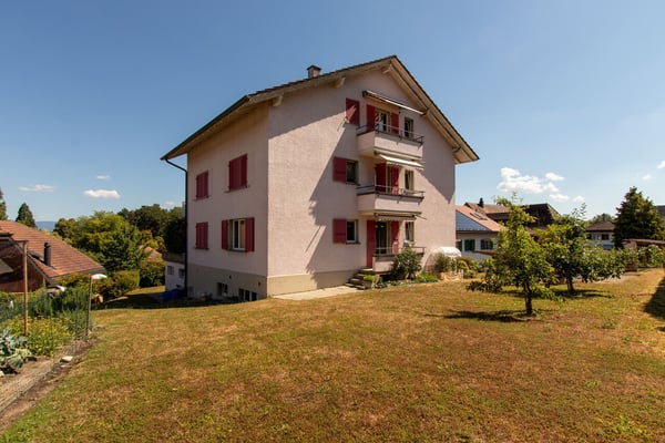 Charmante 3.5-Zimmer-Wohnung mit Seesicht in Meyriez 11