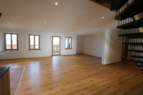 Charmante Duplexwohnung nahe See in Praz 2
