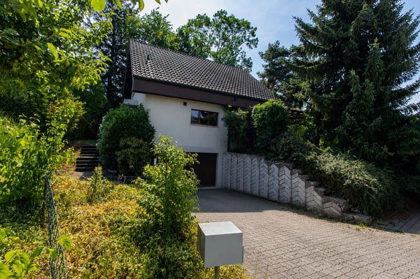 Freistehendes Einfamilienhaus mit viel Potenzial 4