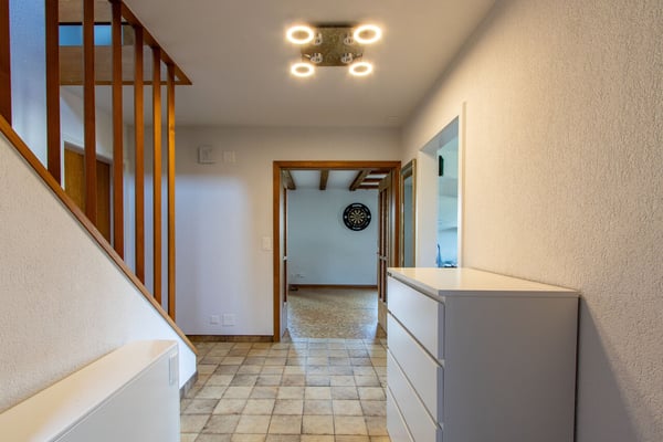 Freistehendes Einfamilienhaus mit viel Potenzial 6