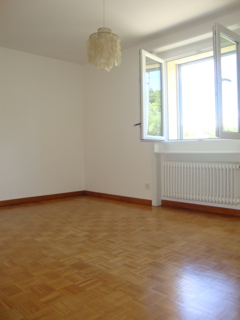 Helle 3.5-Zimmerwohnung in Murten 4