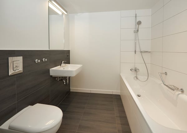 Helle 4.5-Zimmer-Wohnung mit Balkon an zentraler Lage in Kerzers 7