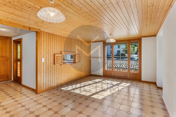 Spacieuse maison familiale 2.5 pièces de deux appartements aux Avants. 13