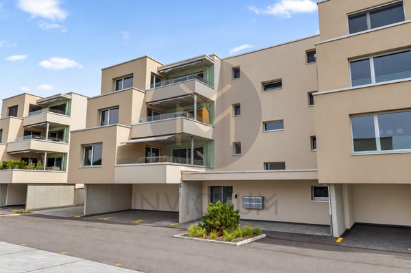 Superbe 4.5 pièces de 138 m² avec spacieuse loggia sur les hauteurs 2
