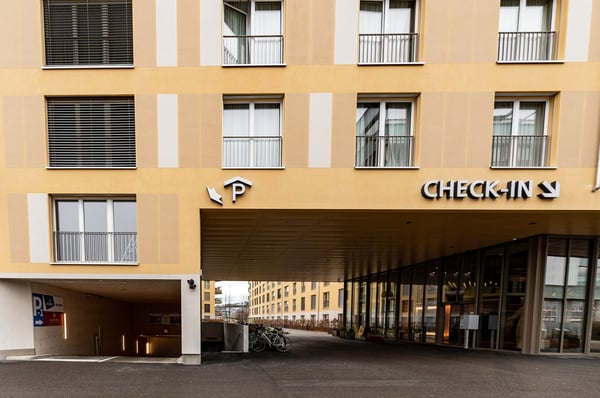 NEU – Geräumiges Deluxe Studio mit Hotelservices in Bern – ca. 31 m² 11