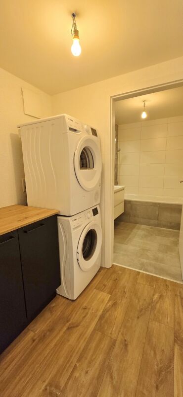 Magnifique appartement rénové de 4,5 pièces avec balcon à Montet