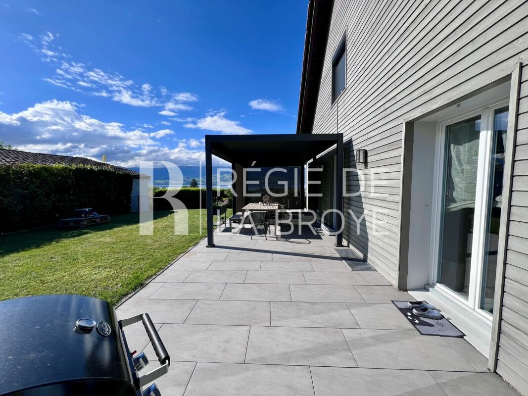 Belle villa individuelle de 4.5 pièces avec studio indépendant à Font