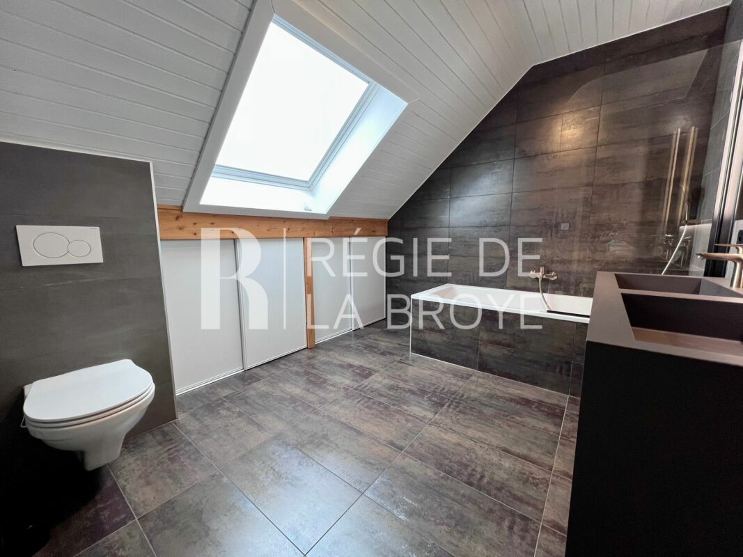 Belle villa individuelle de 4.5 pièces avec studio indépendant à Font