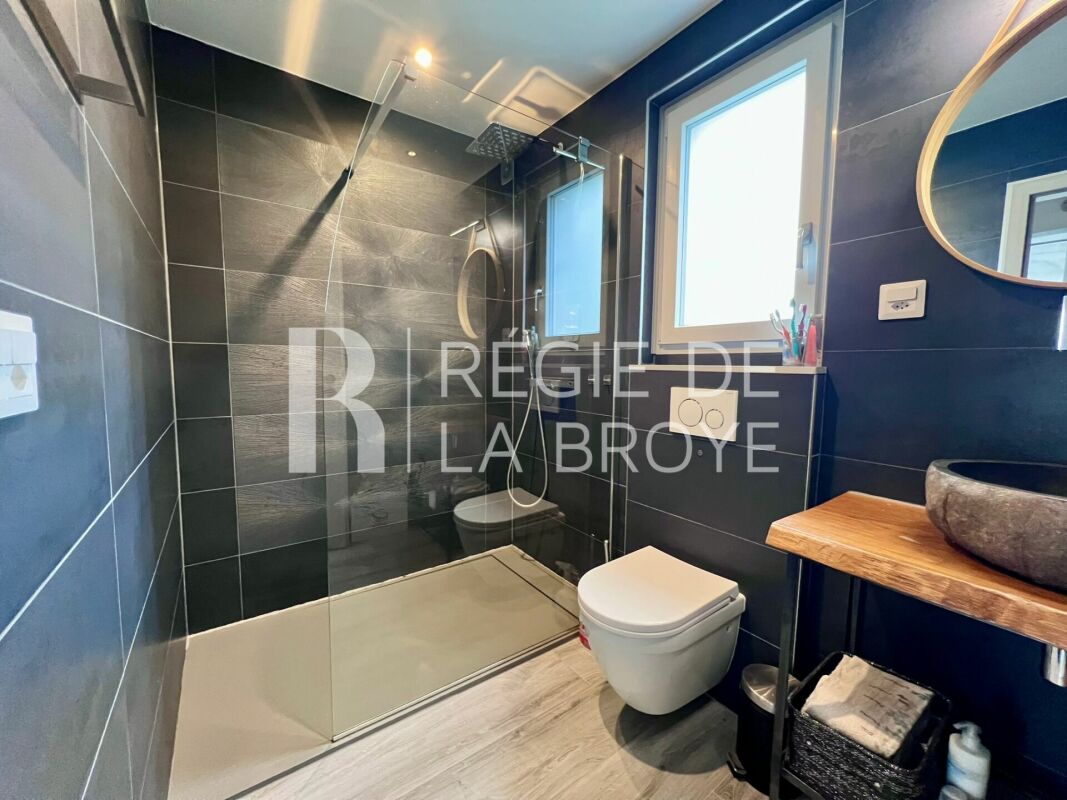 Belle villa individuelle de 4.5 pièces avec studio indépendant à Font