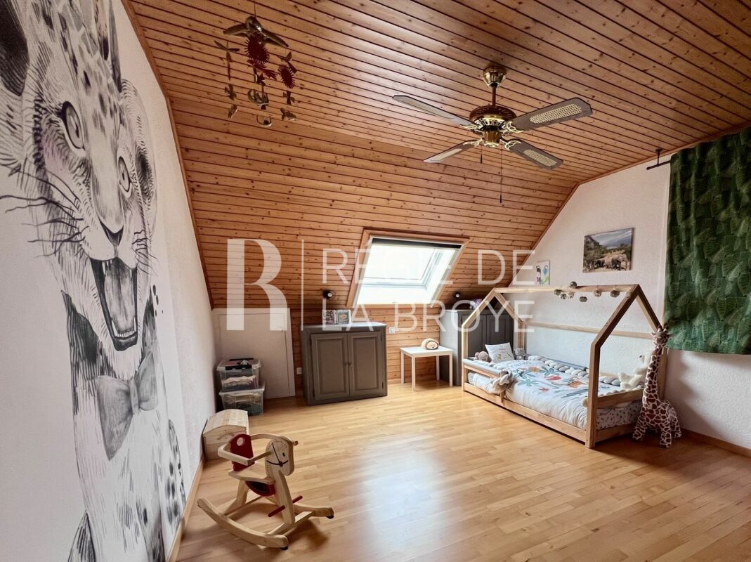 Belle villa individuelle de 4.5 pièces avec studio indépendant à Font