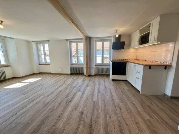 Appartement rénové de 4.5 pièces à Châbles 3