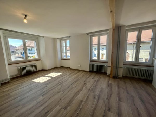 Appartement rénové de 4.5 pièces à Châbles 2