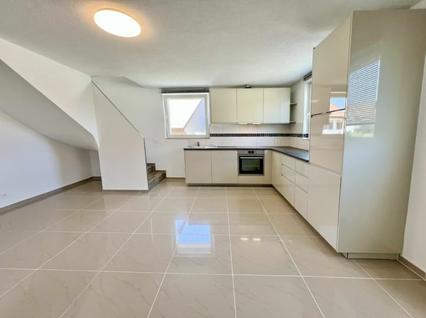 Appartement de 4.5 pièces à Aumont 3
