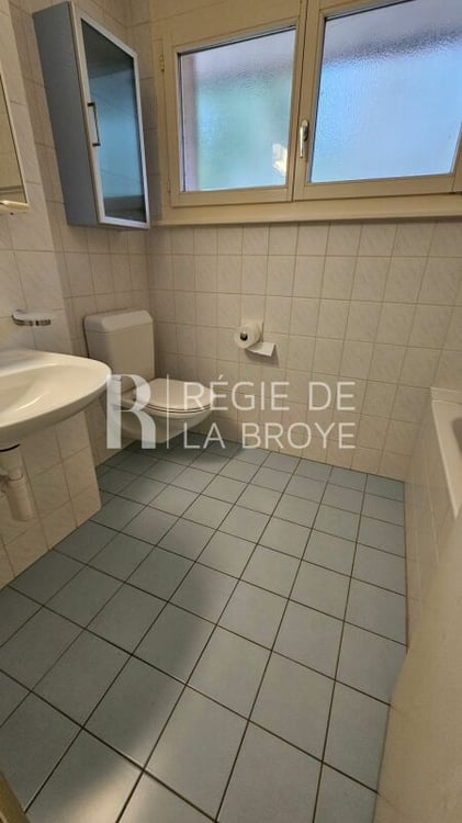 Appartement de 4.5 pièces au 1er étage à Hauteville 6