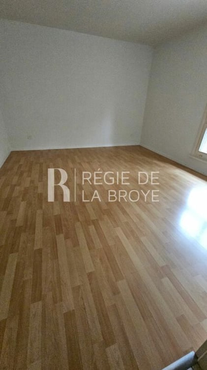 Appartement de 4.5 pièces au 1er étage à Hauteville 5