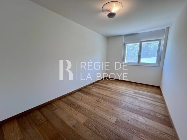 Superbe villa jumelée de 5.5 pièces à Portalban 19