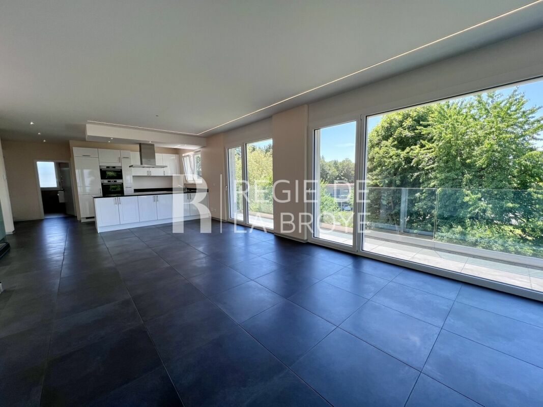 Superbe villa jumelée de 5.5 pièces à Portalban