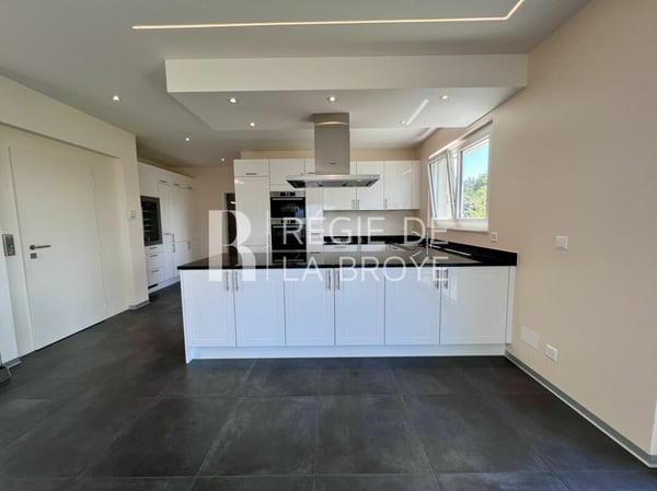 Superbe villa jumelée de 5.5 pièces à Portalban 7