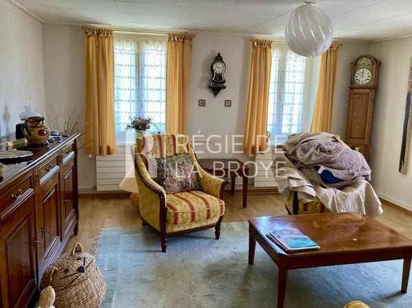 Appartement de 3.5 pièces à Chavannes-le-Chêne 2