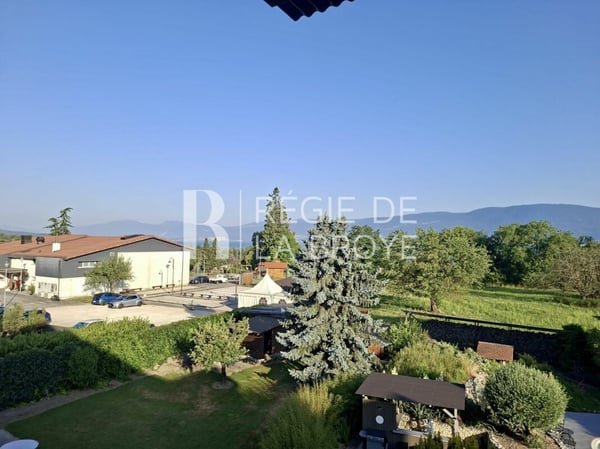 Appartement de 6.5 pièces à Cheyres 2