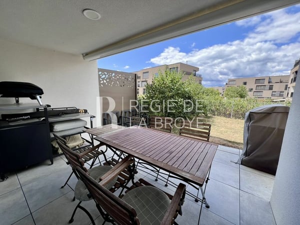 Appartement de 6.5 pièces au rez à Estavayer-le-Lac 2