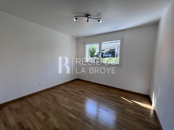 Appartement de 3.5 pièces à St-Aubin FR 6