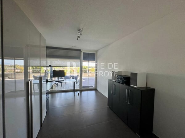 Appartement de standing 4.5 pièces à Gampelen 12