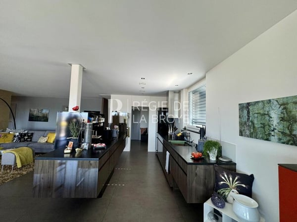 Appartement de standing 4.5 pièces à Gampelen 4
